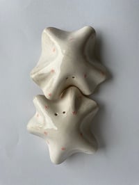 Image 4 of Ceramic ghost tea light | no. 2 flowers | off-white, gloss 