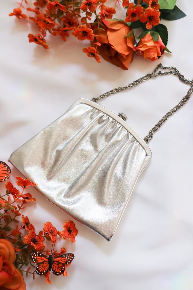 Image of Vintage Silver Double Chain Handbag 