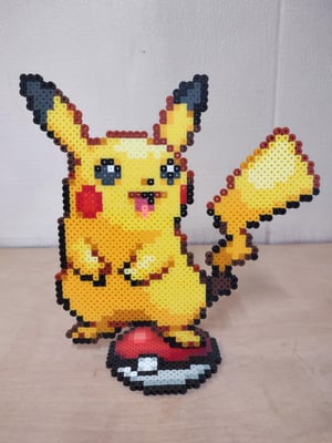 Image of Pikachu pixel