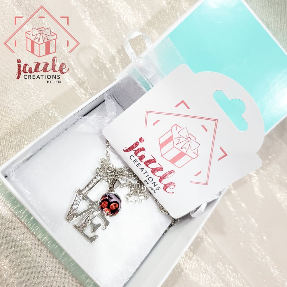 Image of GIFT BOX PACKAGING