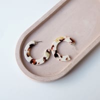 Image 1 of *NEW* Cocoa Marble Midi Hoop Earrings