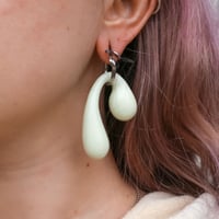 Image 3 of DROOP earrings