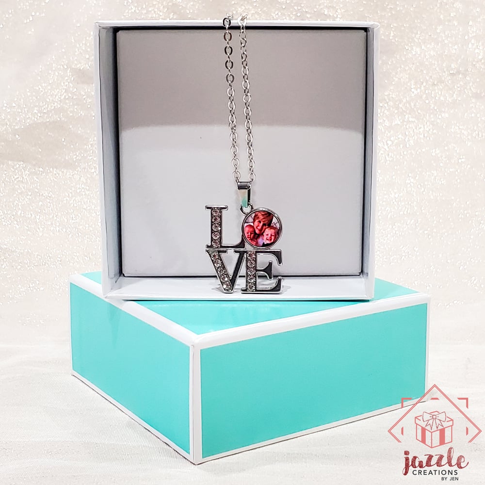 Image of GIFT BOX PACKAGING