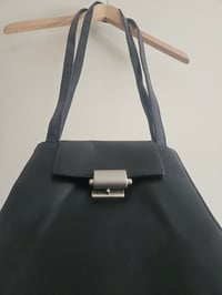 Image 3 of Vintage Black real leather silver clasp handbag 