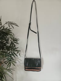 Image 2 of PRISSY VINTAGE Black and Tan Brown Real Leather Messenger bag