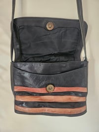 Image 3 of PRISSY VINTAGE Black and Tan Brown Real Leather Messenger bag