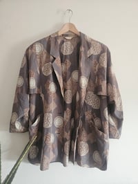 Image 1 of PRISSY VINTAGE Oversized Mauve Brown Motif Batwing blazer 