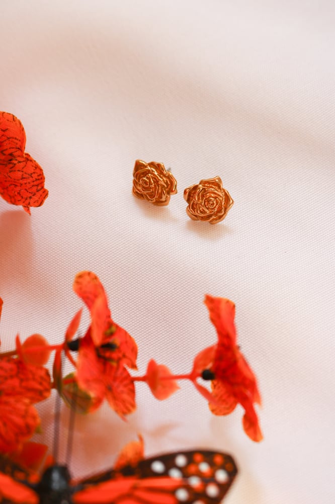 Image of Vintage Gold Rose Belle Earrings 