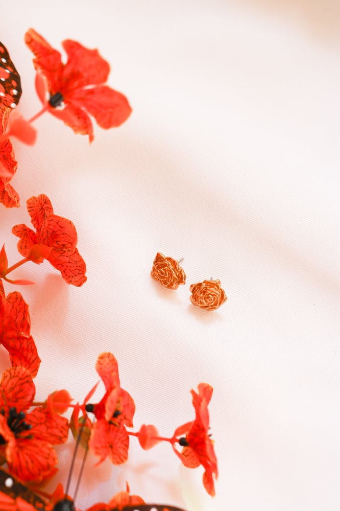 Image of Vintage Gold Rose Belle Earrings 