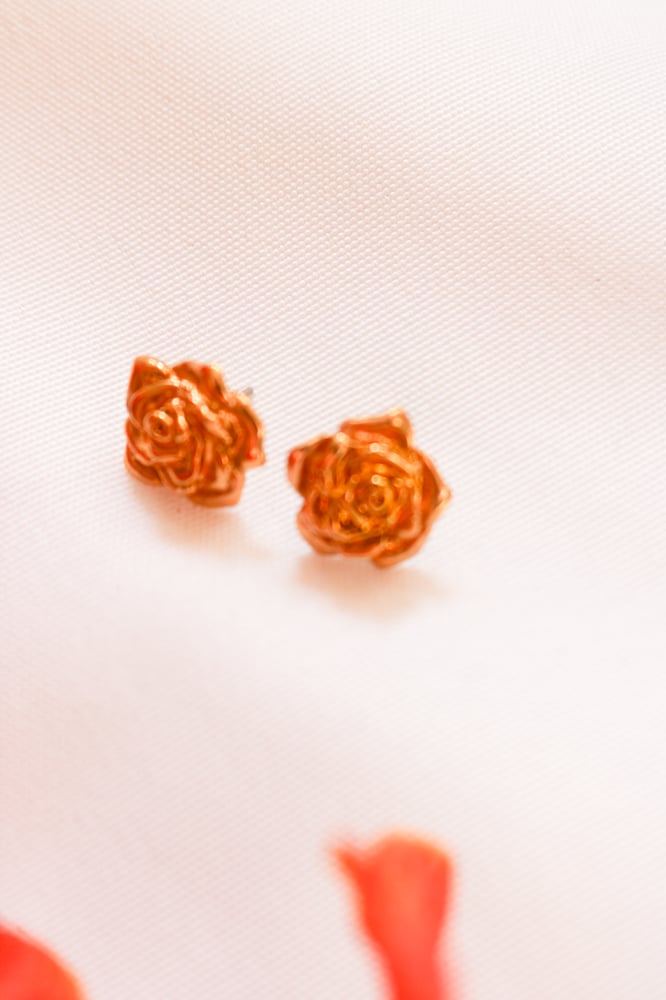 Image of Vintage Gold Rose Belle Earrings 