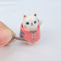 Image 2 of White cat_pool ceramic figurine 