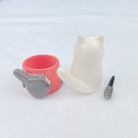 Image 5 of White cat_pool ceramic figurine 