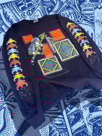 Image 3 of The Observer & The Shape 