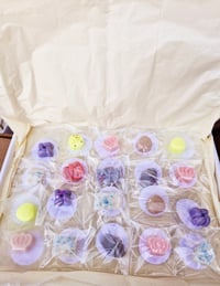Shape sample box