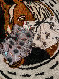 Image 2 of Cowgirl spring Biege Shorts
