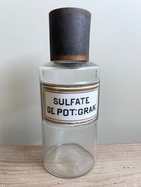 Image of Pot à pharmacie 