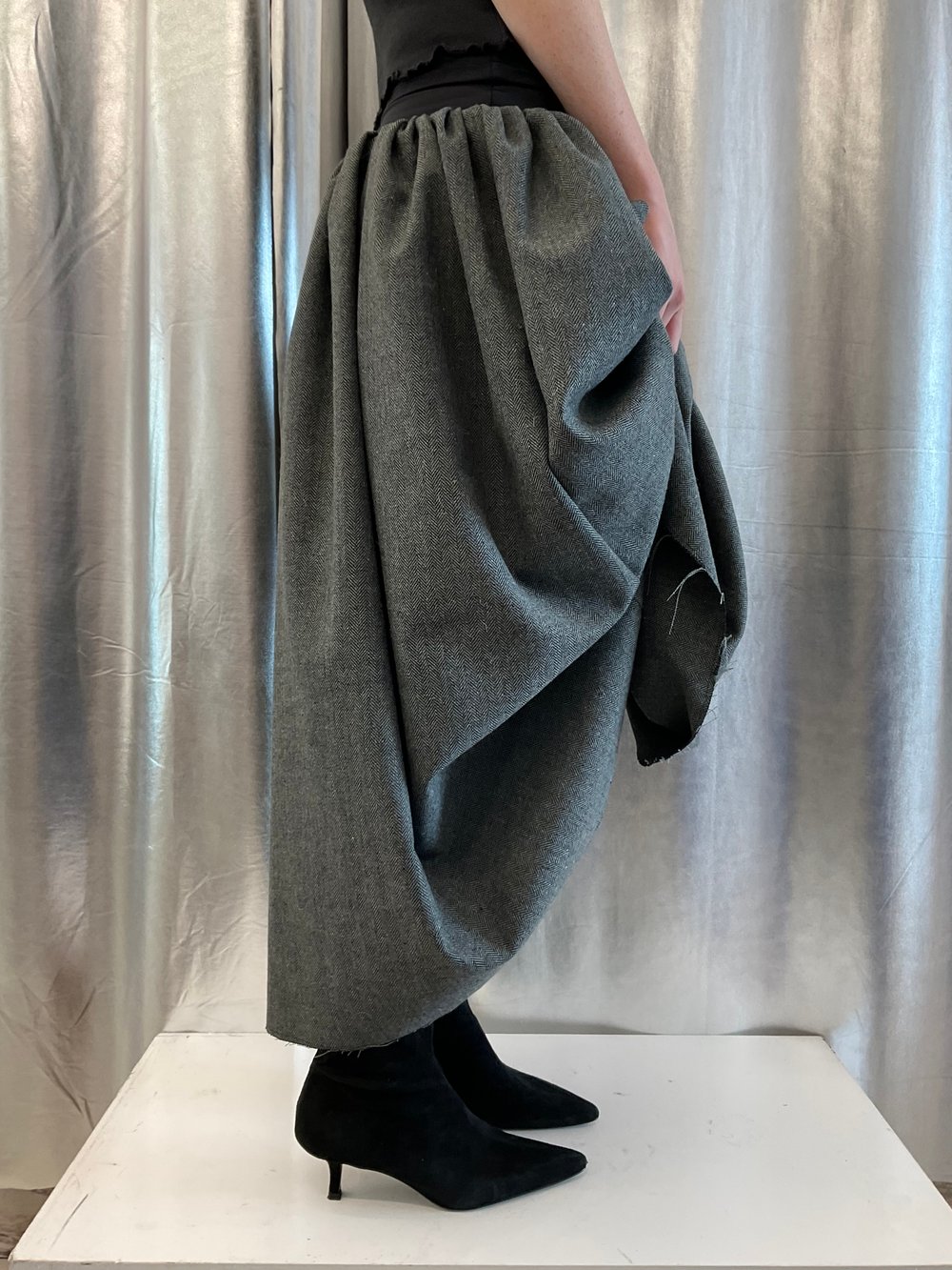 Tweed grey maxi skirt NEW