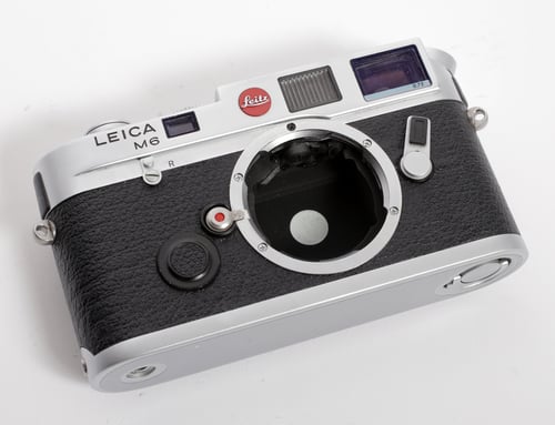 Image of Leica M6 35mm camera body with Summicron M 35mm F2 ASPH lens #5082