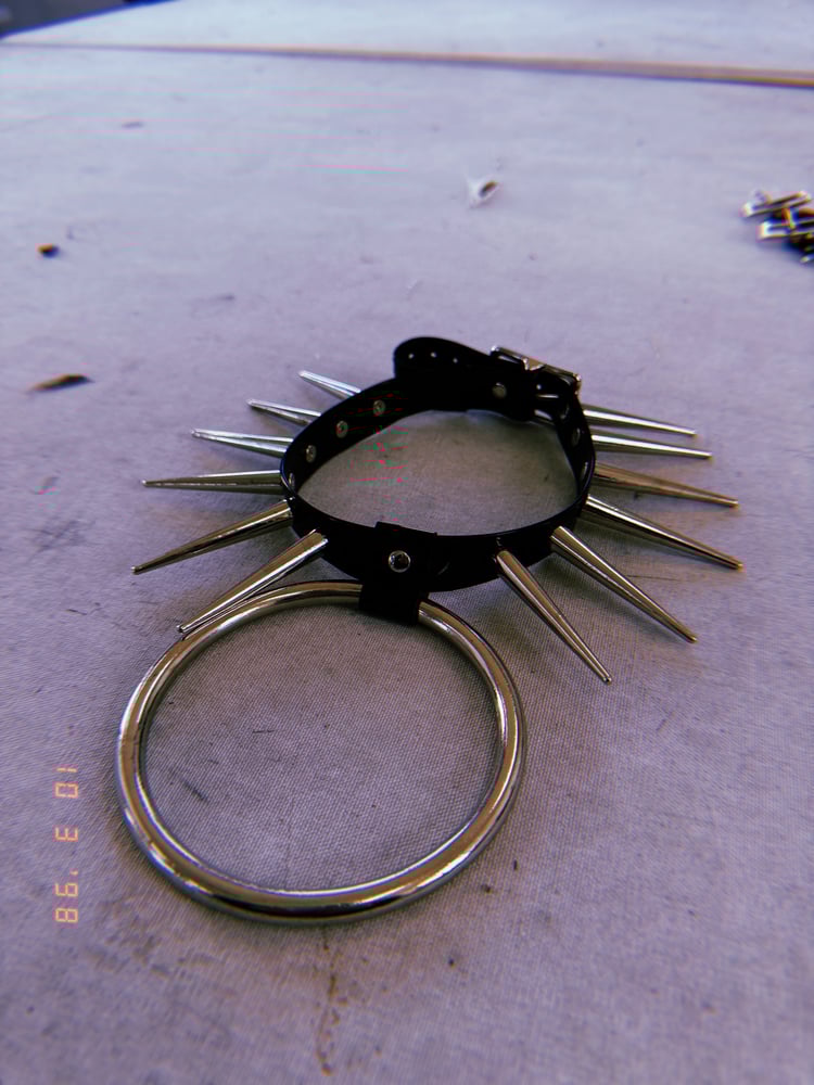 Image of SLK SPIKE PATENT CHOKER
