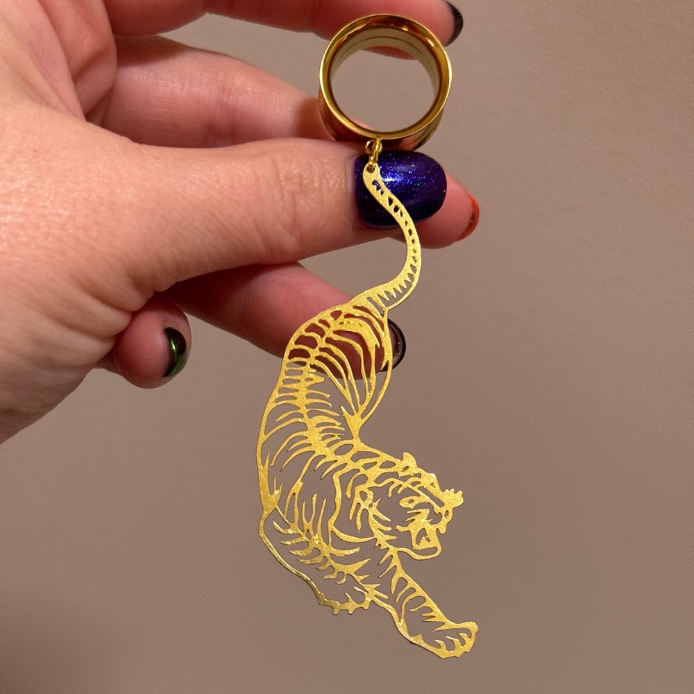 Image of Gold Tiger Dangles (sizes 2g-2")