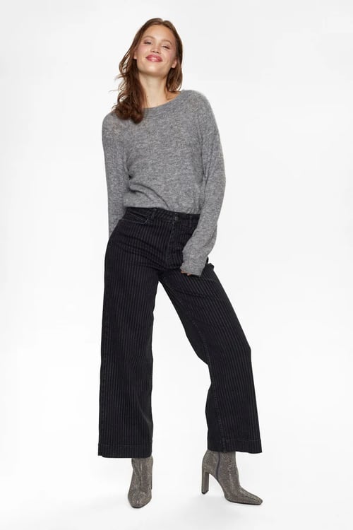 Image of 2-Jeans Nuparis Cropped Glam 