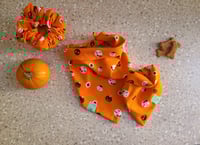 Image 2 of oso espooky set