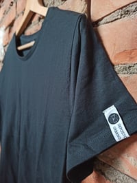 Image 2 of T-SHIRT WOMAN