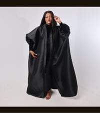 Image 2 of ROYALTY  SET (BLACK)