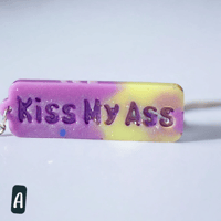 Image 1 of Cussword keychain "Kiss my Ass"