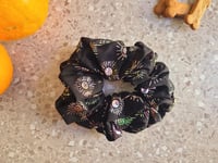 mabel espooky scrunchie