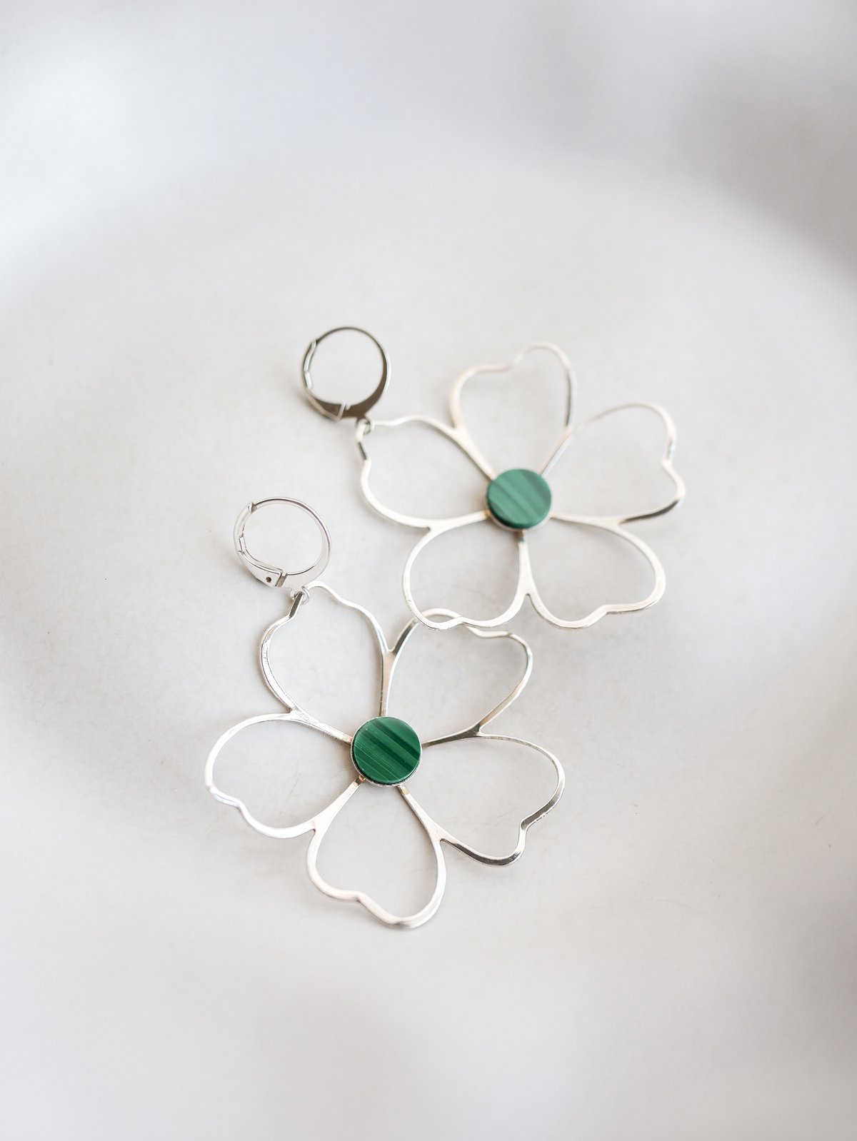 Image of Boucles d'Oreilles NAOLIE - Vert foncé - Or/Argent