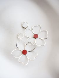 Image 7 of Boucles d'Oreilles NAOLIE - Rouge - Or/Argent