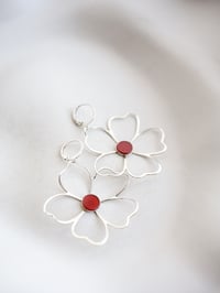 Image 8 of Boucles d'Oreilles NAOLIE - Rouge - Or/Argent