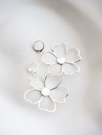 Image 8 of Boucles d'Oreilles NAOLIE - Blanc - Or/Argent