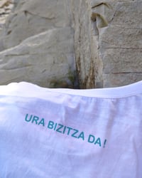 Image 3 of Women’s White T-Shirt ‘Ura Bizitza Da!’