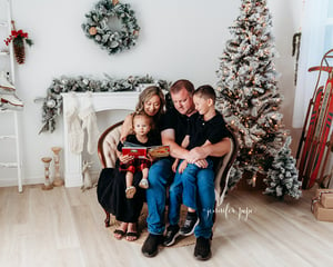 Image of Saturday November 16th Micro Mini Studio Christmas Sessions $150