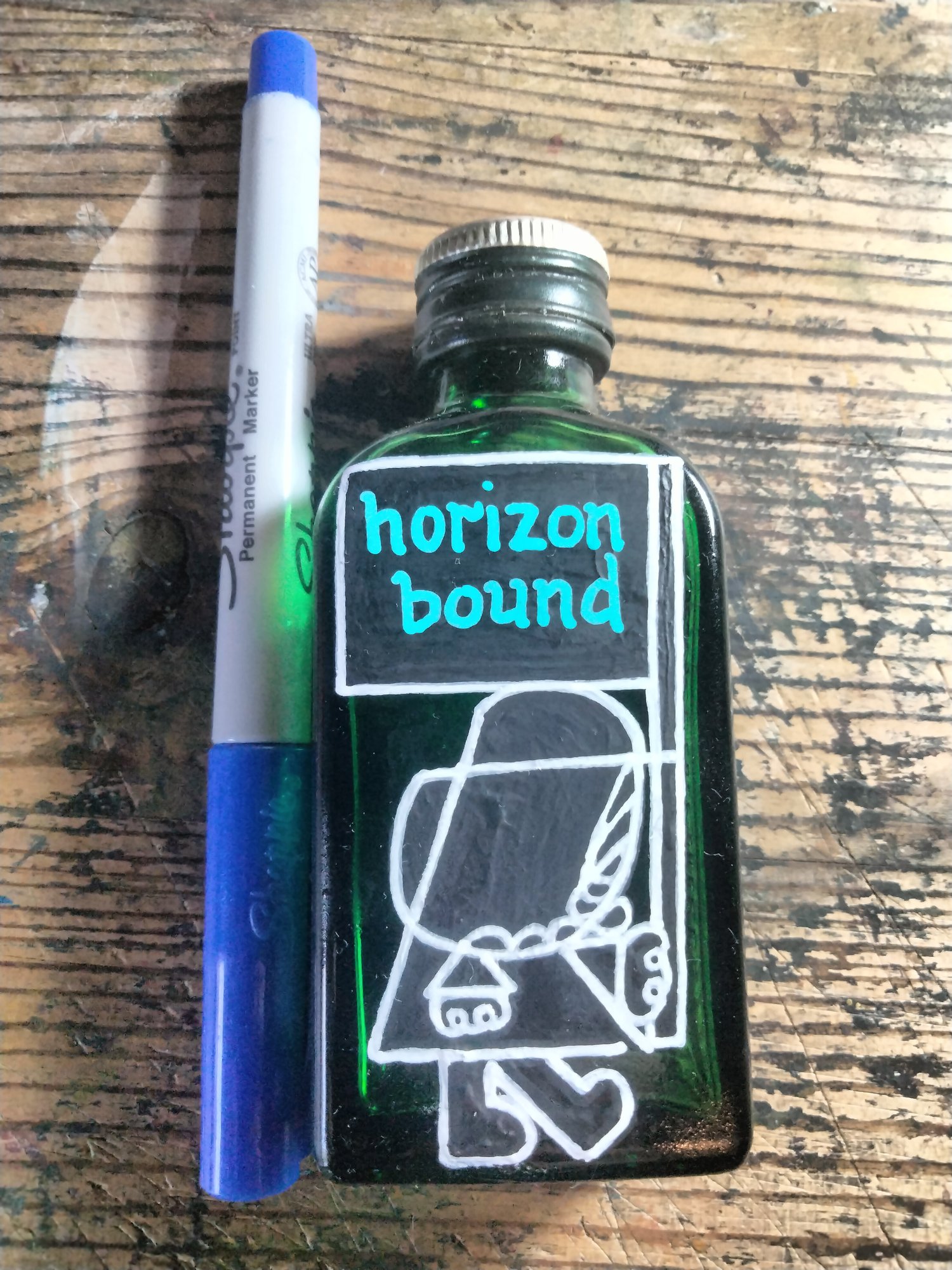 Image of Horizon bound bottle