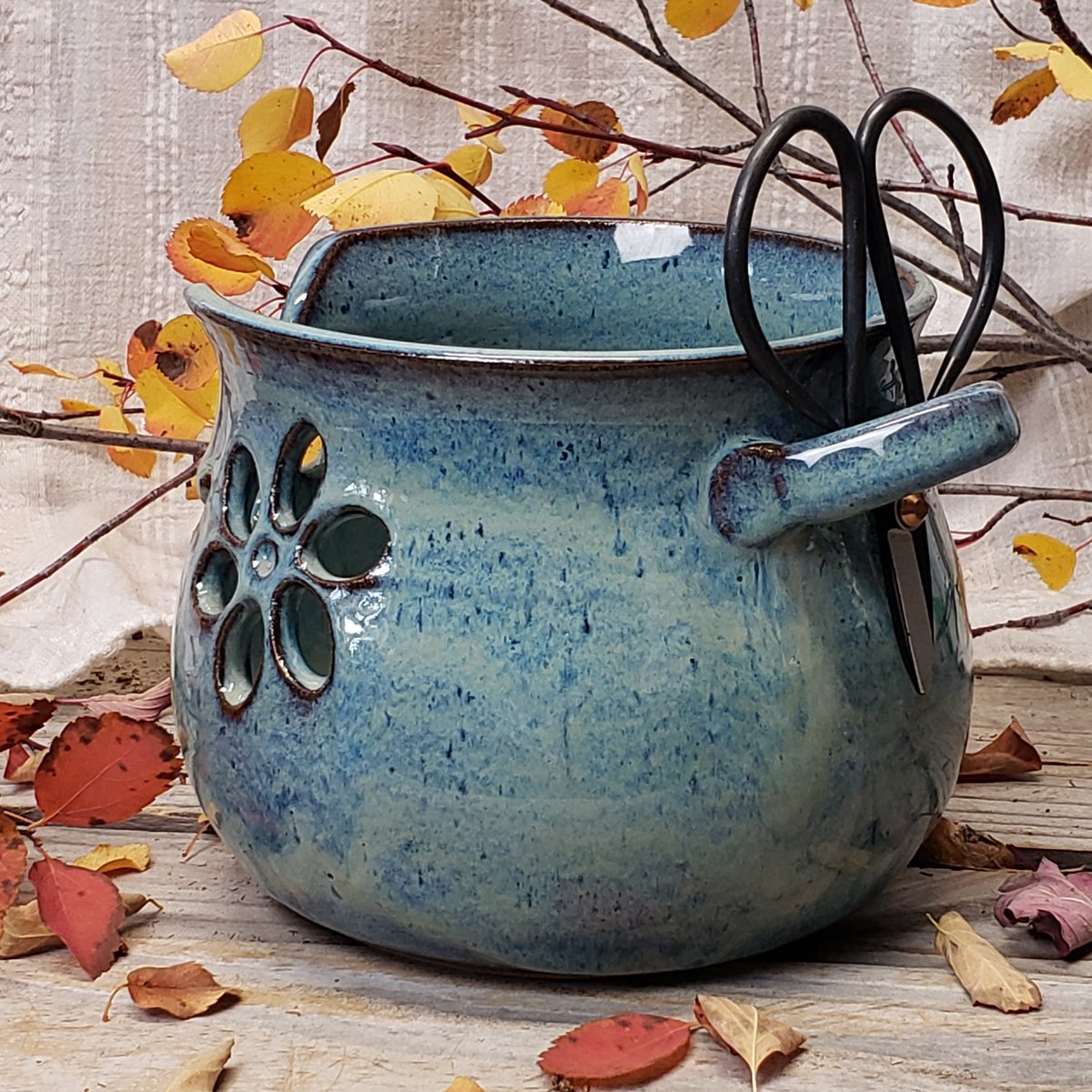 Image of Yarn Bowl for your wool with Bonsai Snips: Glacial Waters (Turquoise)