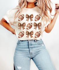 Footballs + Bows | mama tee