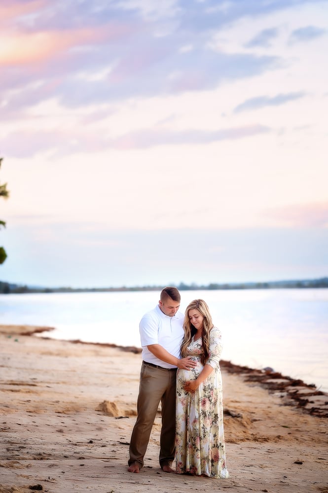 Image of June 28th Sunset Lake Mini Sessions **$50 DEPOSIT TO BOOK SPOT**