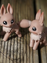 Image 2 of Eevee Pokemon Micro 1/12 Ball Jointed Doll [FANART]