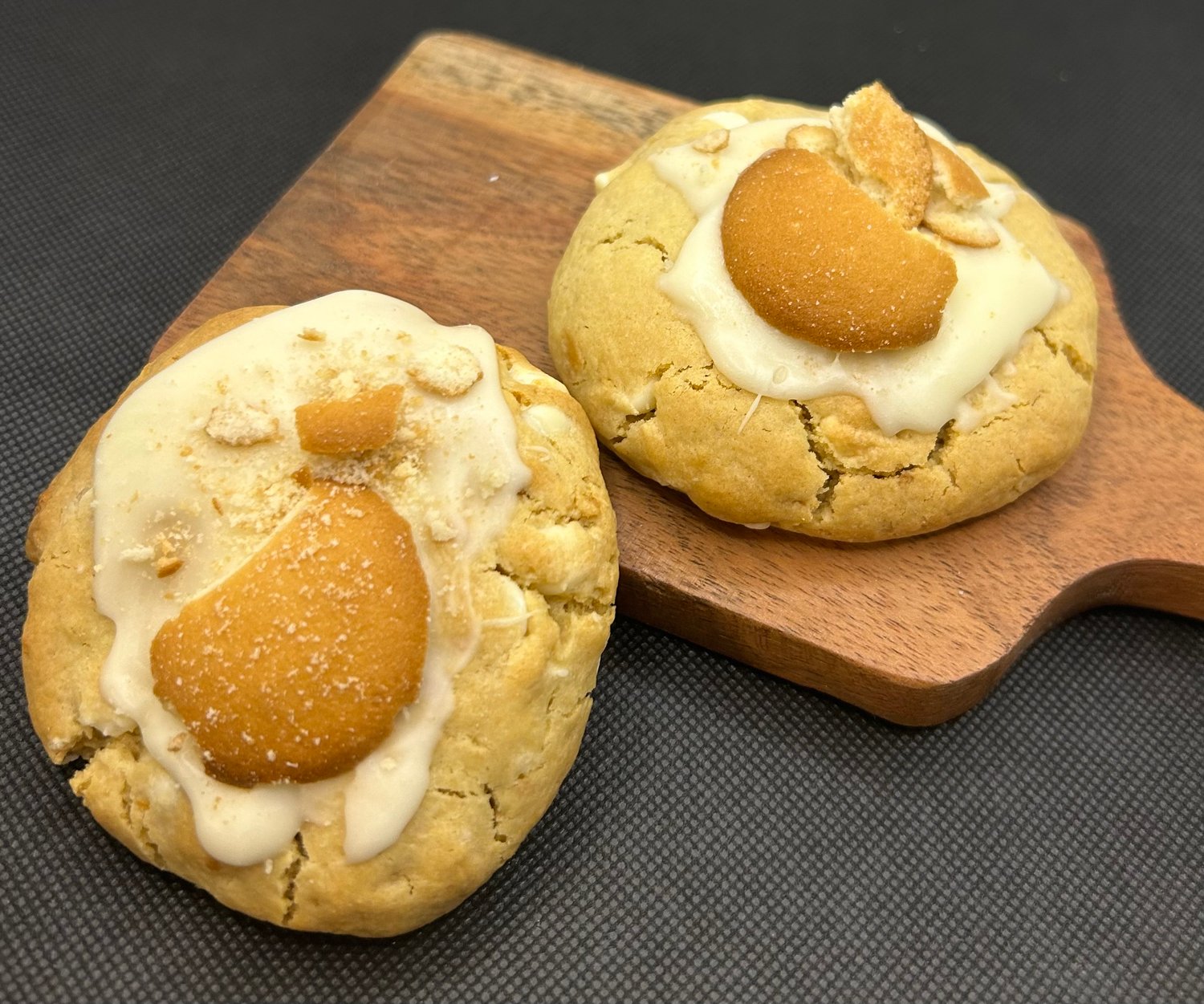 Image of BANANA PUDDING JUMBO COOKIES