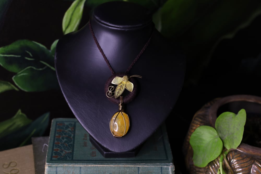 Image of Brown hemp golden healer necklace - XS