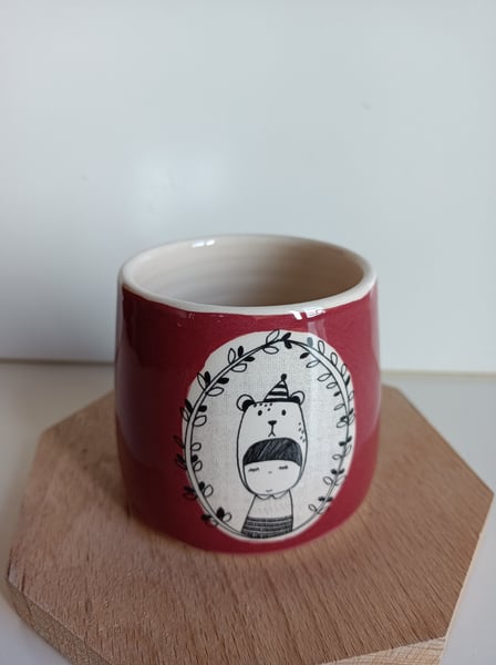 Image of Petite tasse ours bordeau 