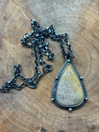 Image 2 of ‘Fossilised coral pendant’