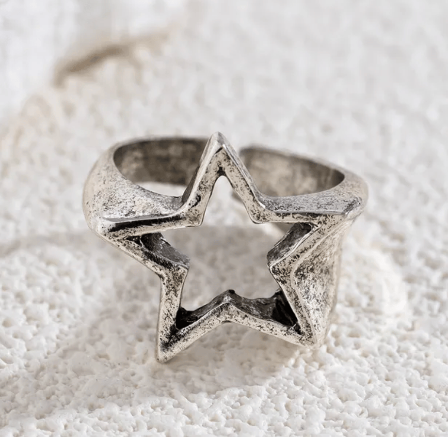 SILVER STAR RING