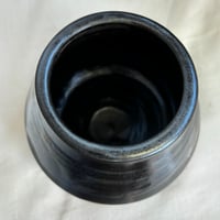Image 3 of Vase noir mat double pied 