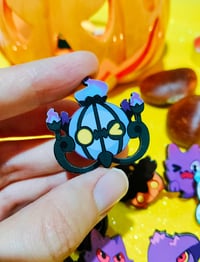 Image 4 of Pokemon Halloween Wooden Pin