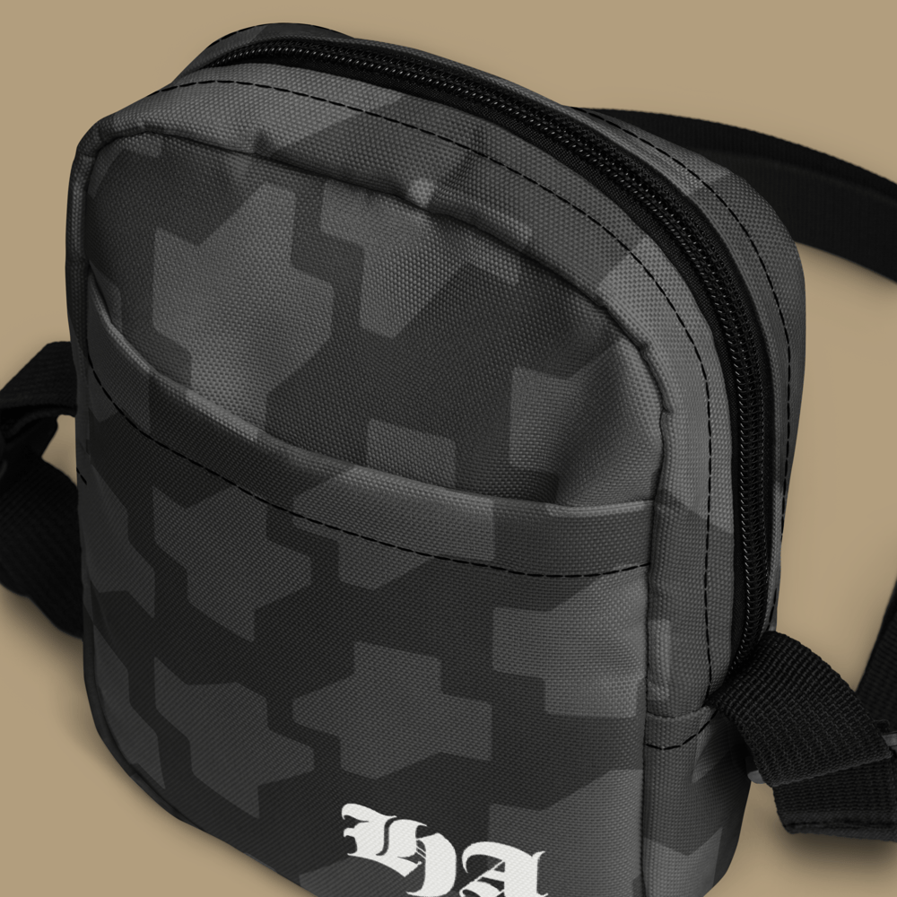 Bad Dogs Club Utility crossbody bag