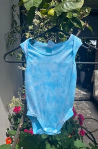 Blue ice dyed baby onesie size 6-12 months 